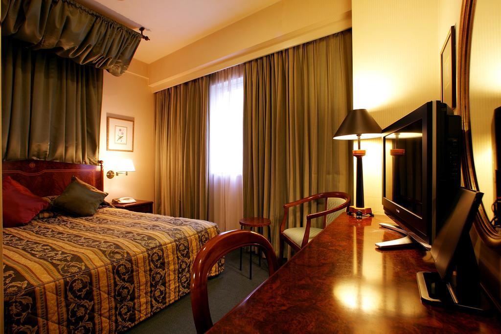Dukes Hotel Nakasu Фукуока Екстер'єр фото