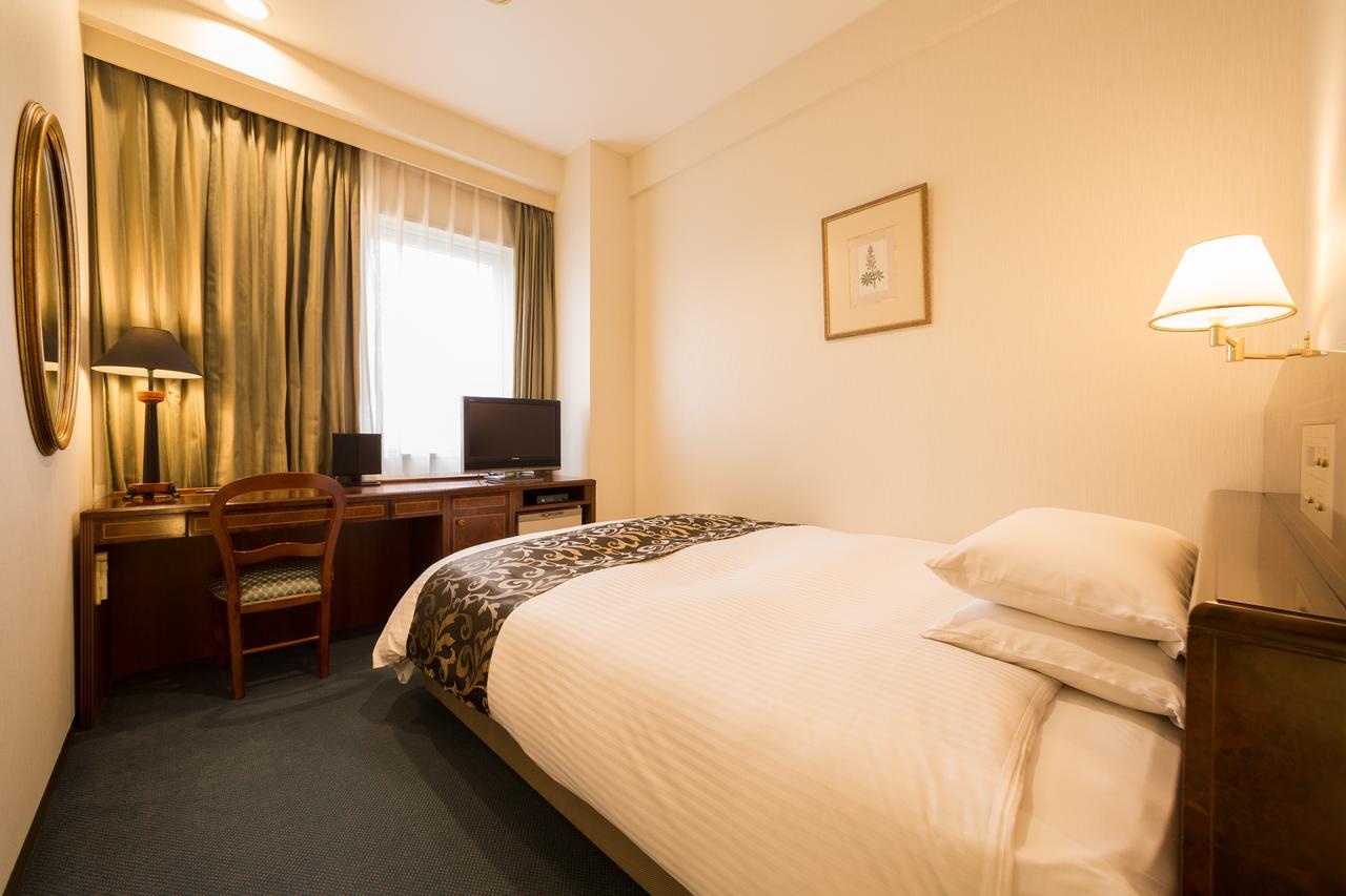 Dukes Hotel Nakasu Фукуока Екстер'єр фото